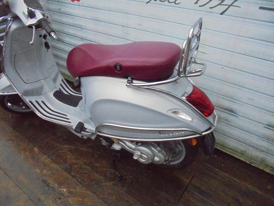 Vespa Primavera 50 4 Takt Touring in Bremen