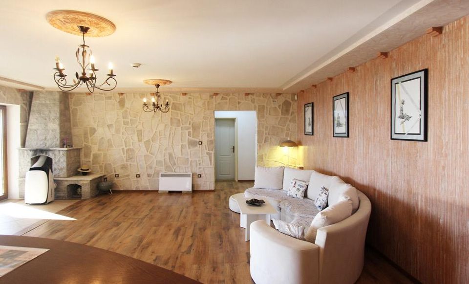 Charmante Ambiente-Villa im Rustikalen Stil in Petrovac, Budva - HAUS MONTENEGRO Immobilien ID: IM3380-W in Reichshof