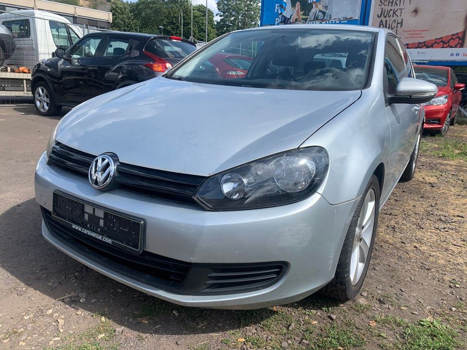 Volkswagen Golf VI Trendline Klima Navi in Saarlouis