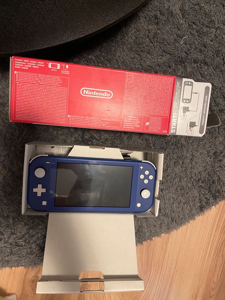 Nintendo Switch plus 2 Spiele in Bayreuth