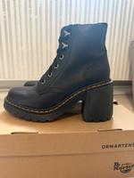 Dr. Martens JESY Düsseldorf - Grafenberg Vorschau