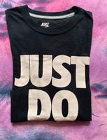 Nike Just do it. S T-Shirt Sporttshirt Shirt schwarz Nordrhein-Westfalen - Wegberg Vorschau