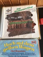 Zwei Bücher voll mit verschiedenen Schallplatten Bayern - Raisting Vorschau