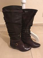 Stiefel Tamaris Leder Braun Gr 37 flacher Absatz Wadenfreundlich Brandenburg - Fürstenberg/Havel Vorschau