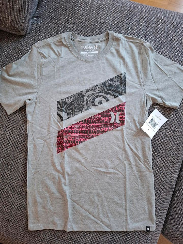 Hurley T-Shirt Größe S Herren in Berlin