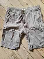 Esprit Shorts - Größe L Berlin - Treptow Vorschau