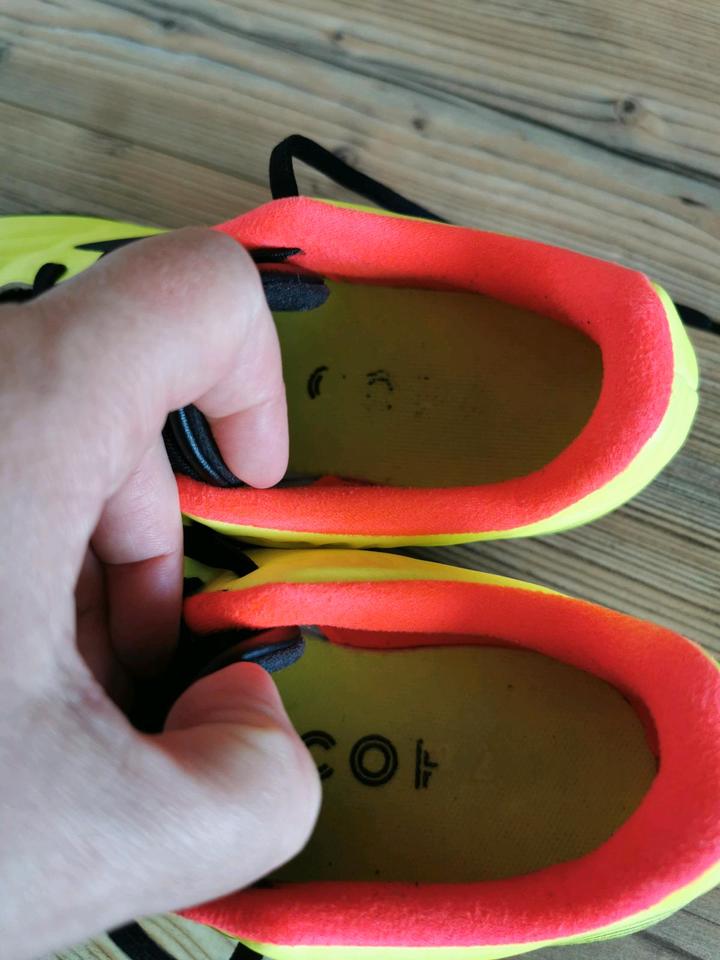 Adidas Copa Fussballschuhe Kunstrasen gelb orange Größe 38 in Zirndorf