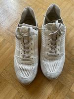 Weiß-beige Schuhe von remote Bayern - Dingolfing Vorschau