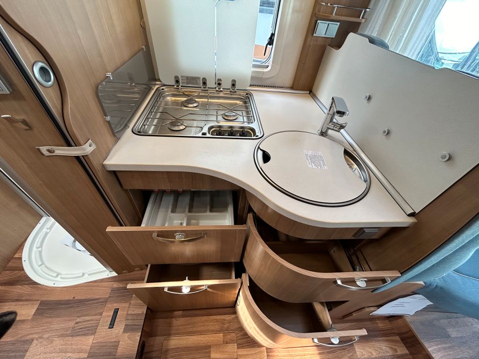 Hymer T 678 CL *Einzelbetten, Sep. Dusche, AHK* in Sehnde