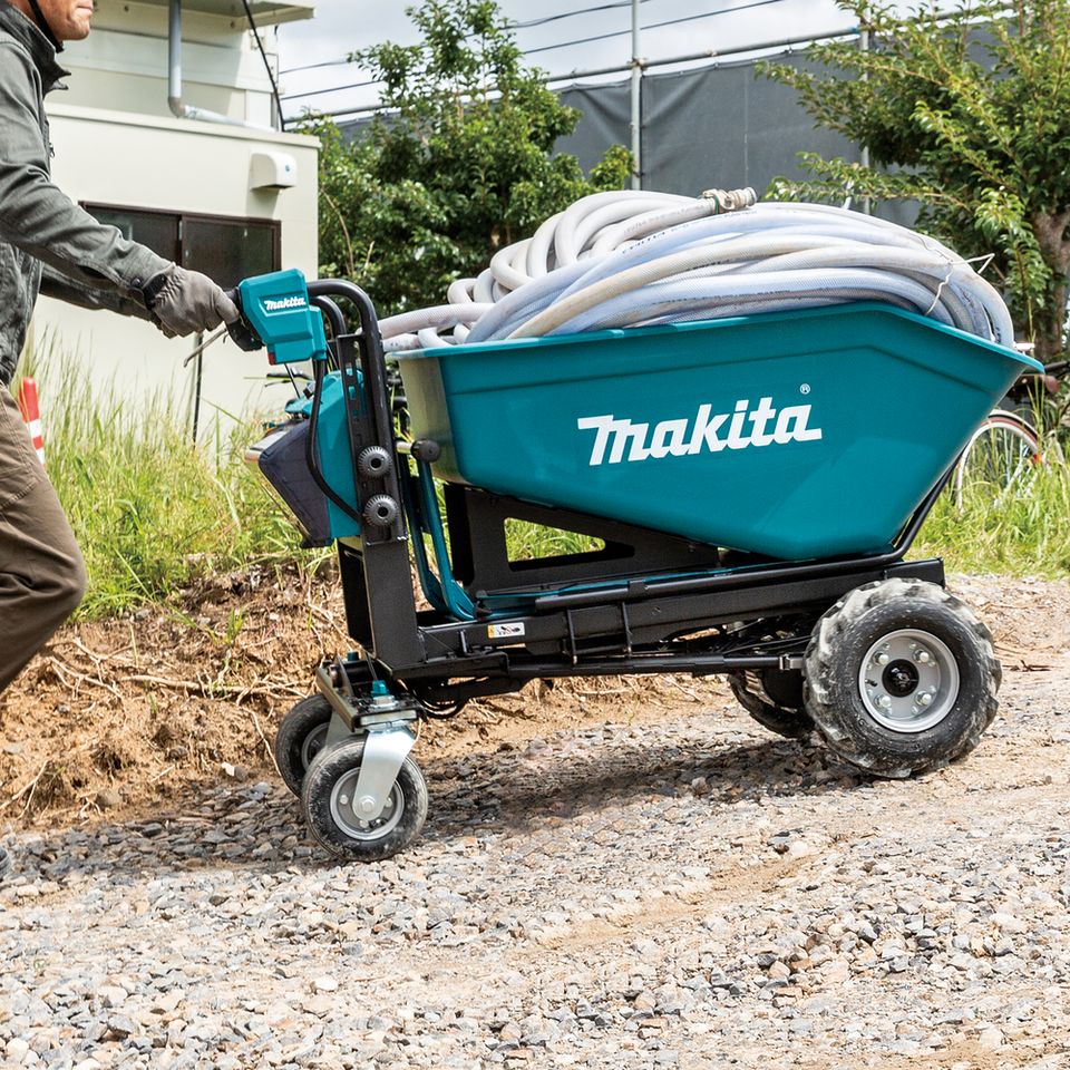 Makita Akku-Schubkarre DCU602Z 2x18V • 300 kg • 0-1,5/3,5 km/h in Menden