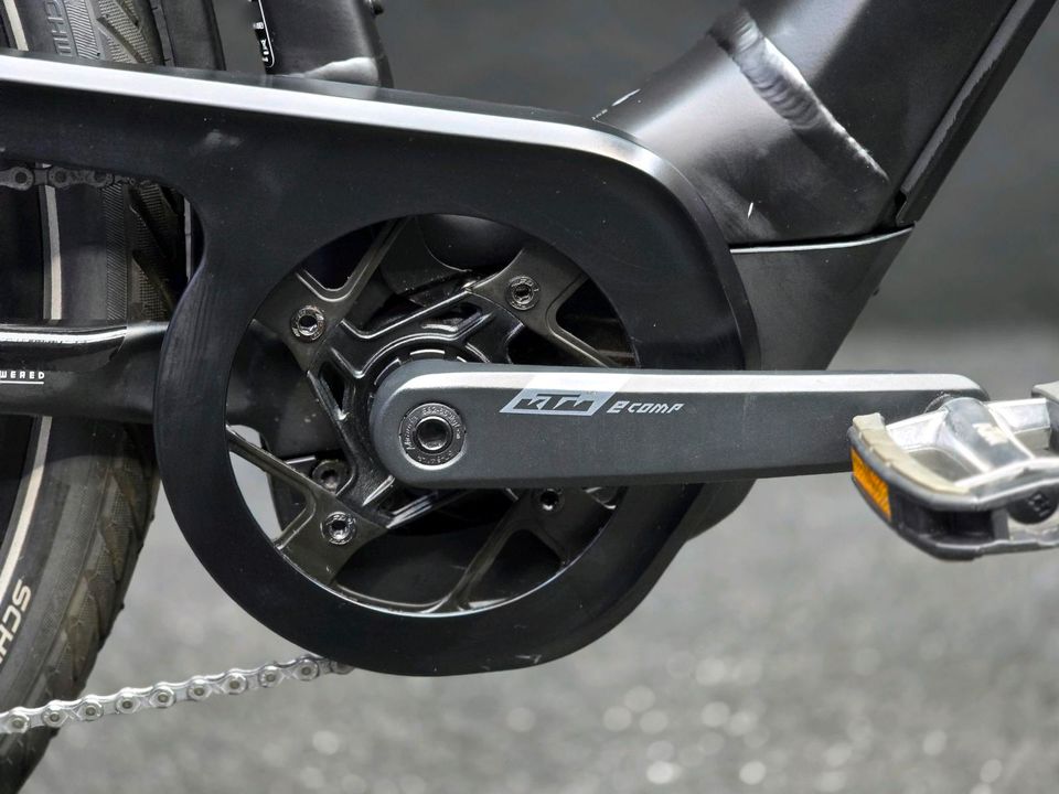 28" E-Bike KTM Macina Tour Bosch Cx 2023 Diamant Neuwertig in Berlin