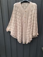 Überwurf Poncho Gr 46,48,50 beige Niedersachsen - Nienburg (Weser) Vorschau