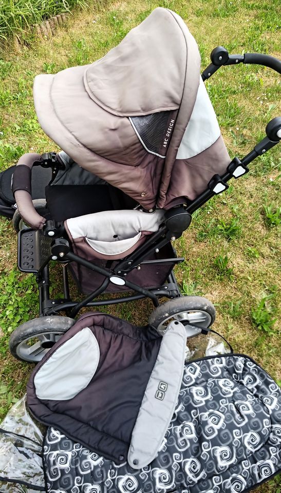 Kinderwagen in Oschatz