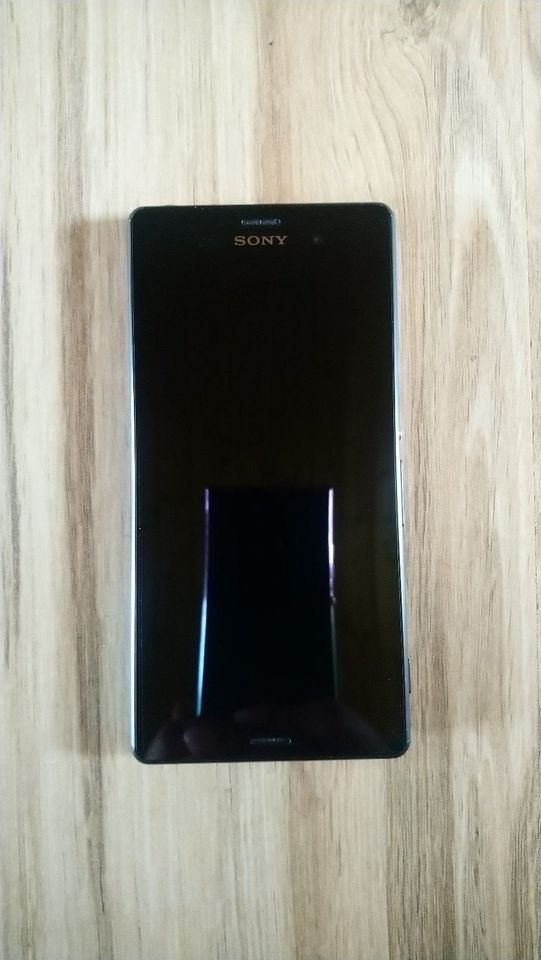 Sony Xperia Z3 D6603 defekt in Mudau