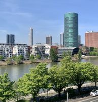 Luxuriöses Wohnen am Frankfurter Flussufer: Skyline und Südbalkon. Frankfurt am Main - Sachsenhausen Vorschau