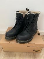 Dr. Martens Boots Stiefel Serena Gr. 38 schwarz Fell Hamburg - Harburg Vorschau
