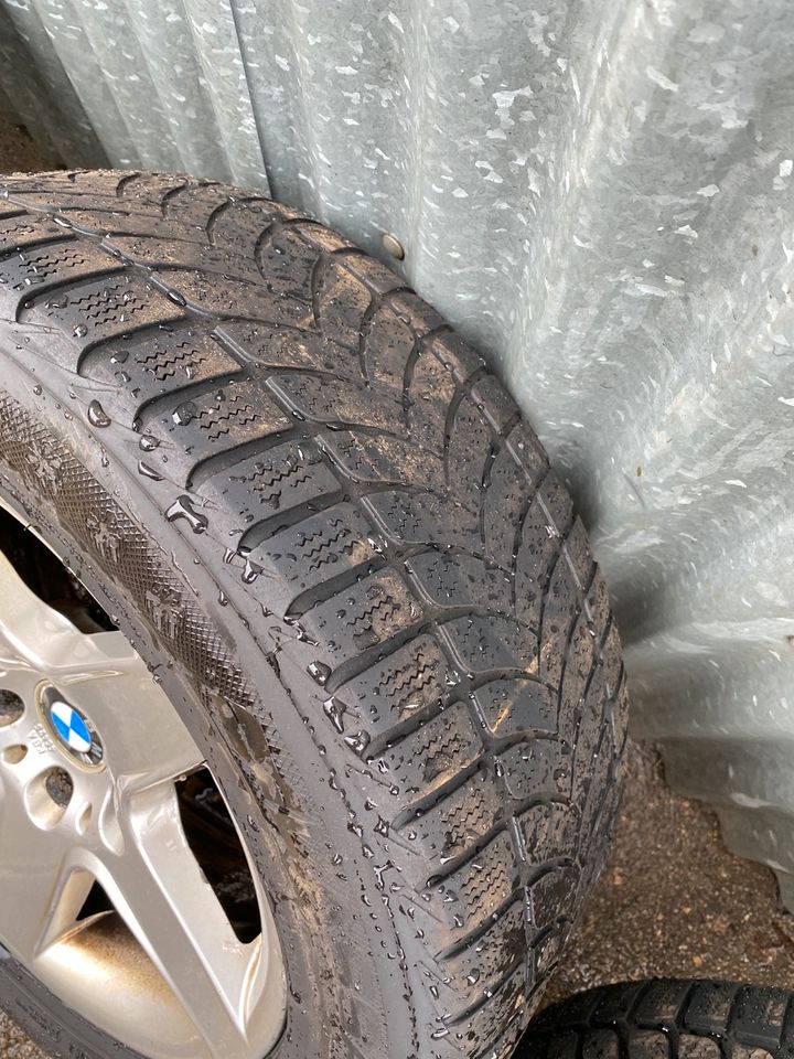 BMW Winterreifen Winterräder 225 / 55 R16 in Chemnitz