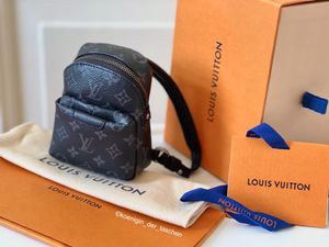 Louis Vuitton Herren Rucksack Tasche in Frankfurt am Main - Bockenheim