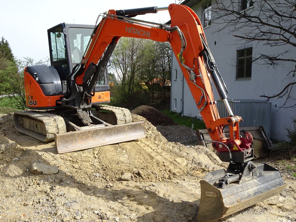 Minibagger 5,5 t Hitachi ZX55U-5A  mieten leihen in Konzell