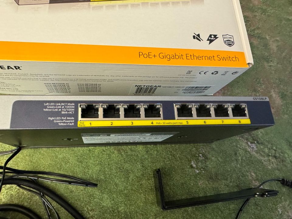 NETGEAR Business 8-Port GigabitEthernet Switch mit PoE in Niestetal