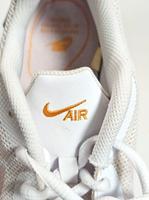 NIKE Air Schuh Damen Gr. 38 | US 8 | UK 5.5 Sachsen-Anhalt - Halle Vorschau