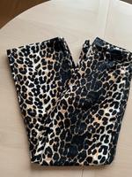 Auffällige Jeans mit weitem/ geradem Bein im Leo Look Bremen-Mitte - Bremen Altstadt Vorschau