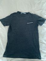 Calvin Klein Herren T-Shirt Gr. S Farbe Dunkelgrau guter Zustand! Nordrhein-Westfalen - Bad Salzuflen Vorschau