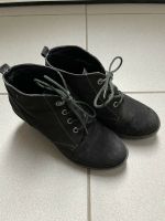 Stiefelette mit Keilabsatz, Gr. 36, schwarz Baden-Württemberg - Neuenstein Vorschau