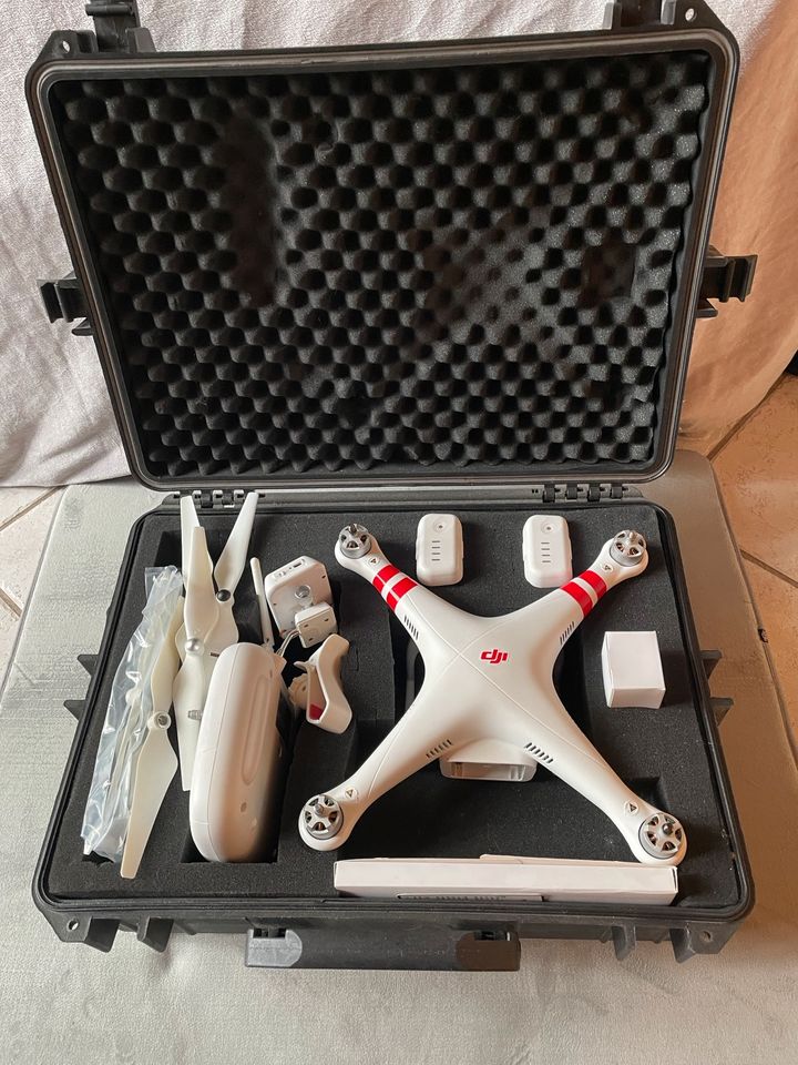 DJI Phantom 2 Vision Plus Drohne in Neumünster