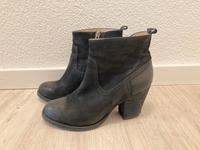 Stiefeletten / Boots / Absatzschuhe für Herbst von Buffalo Baden-Württemberg - Esslingen Vorschau