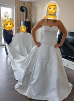 Brautkleid Hochzeitskleid mit Schleppe und Bolero Nordrhein-Westfalen - Wülfrath Vorschau
