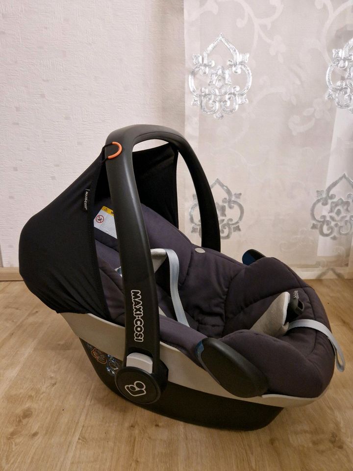 Hartan VIP XL Kombi-Kinderwagen + Maxi-Cosi in Düsseldorf