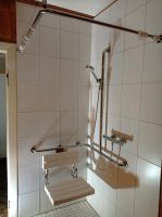 Duschstuhl Armatur Vorhangstange WC-Aufstehhilfe Niedersachsen - Rhade Vorschau