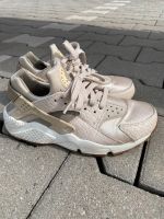 Beige Nike Huarache Leipzig - Sellerhausen-Stünz Vorschau