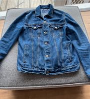 Trussardi Jeansjacke Gr. M np 299 Euro Gucci Rheinland-Pfalz - Koblenz Vorschau