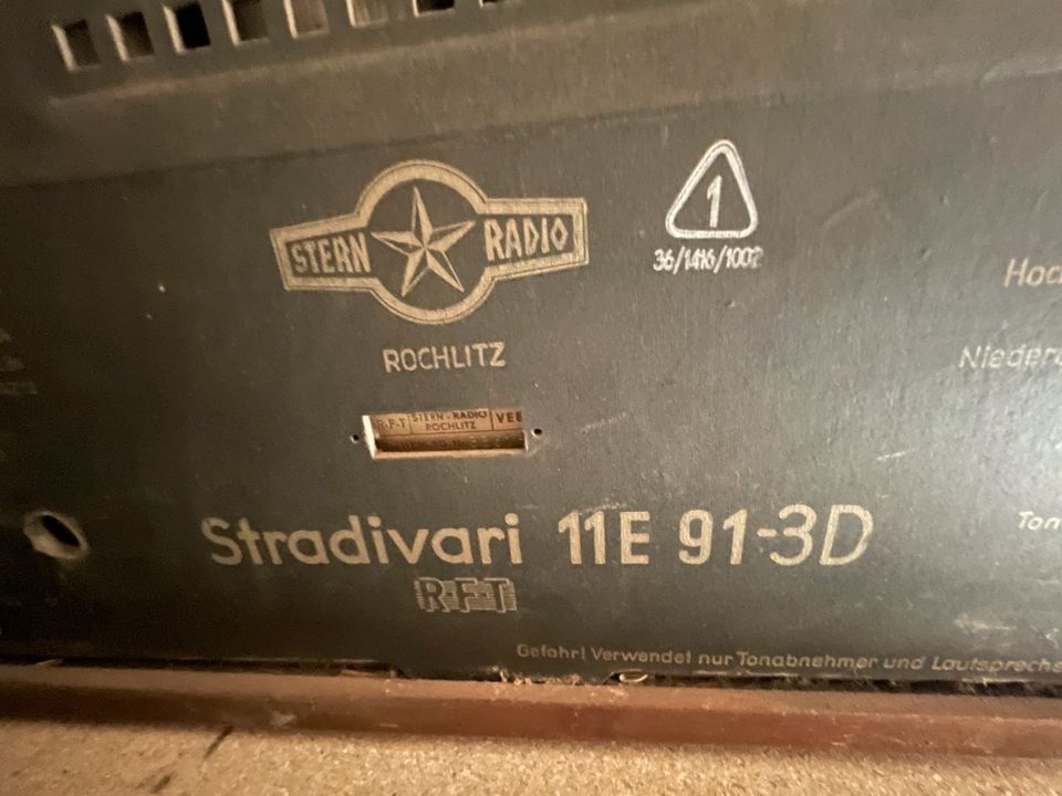 Röhrenradio Stern Radio Rochlitz Stradivari 11E 91-3D DDR RFT in Wutha-Farnroda