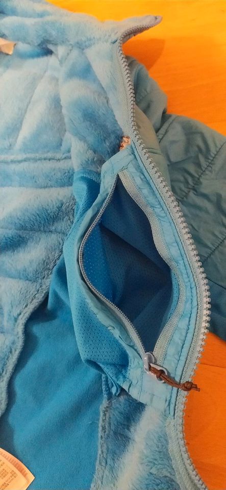 Quechua warme Fleece Jacke & Sportshirt Gr. 128 Lieblingsstück in Planegg