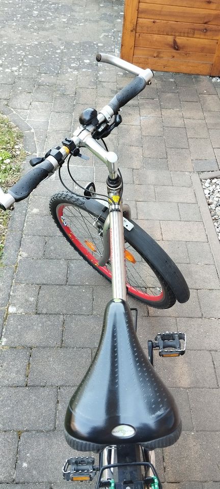 26er Mountainbike in gutem Zustand in Bernau