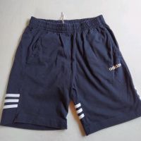 Kurze Hose der Marke Adidas Baden-Württemberg - Wyhl Vorschau