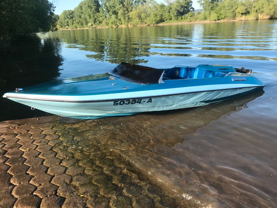 Glastron Carlson CVX 16 SS 5.8 Liter V8 Sportboot in Mainhausen