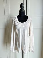 Mexx Shirt Langarmshirt Rüschen Rüsche XL Hessen - Bad Vilbel Vorschau