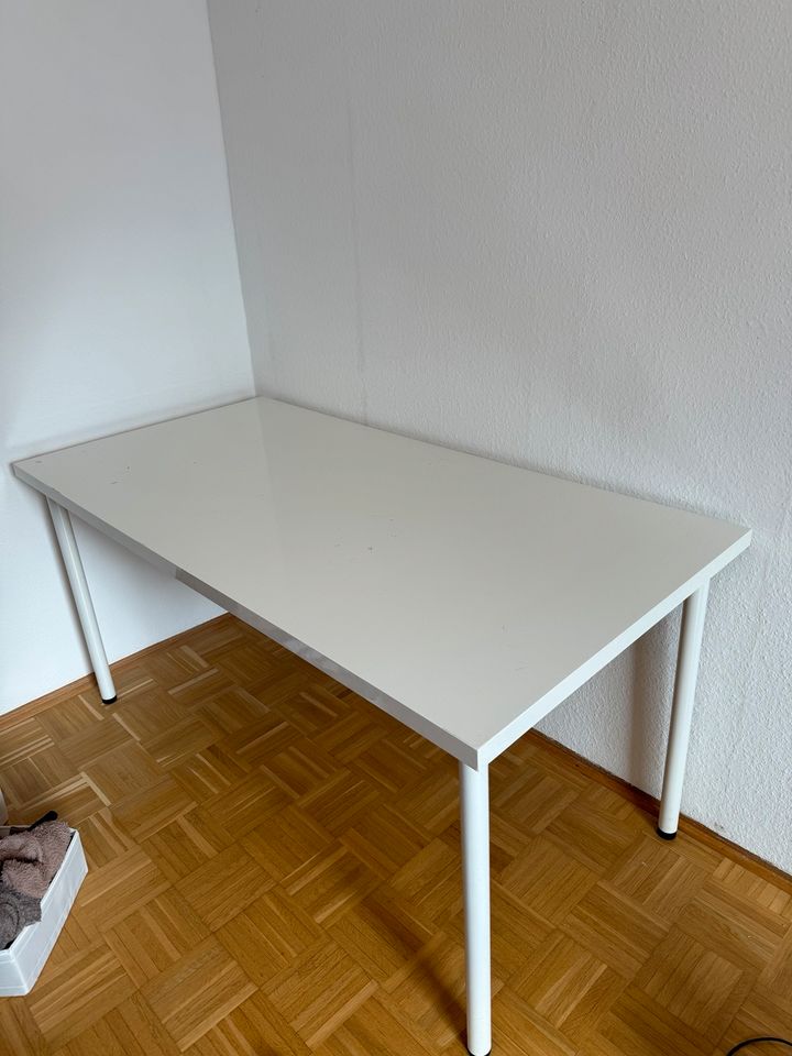Tisch von Ikea zu verschenken in Frankfurt am Main