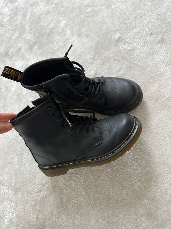 Dr martens kinder stiefeln in Borken