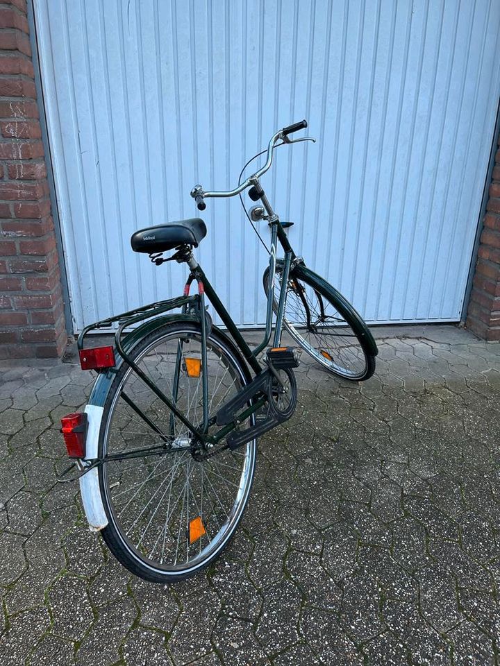 Original Damen Hollandfahrrad 28 im schönem Zustand in Düsseldorf