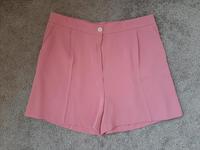 sommershorts Anzugshose schick rosa vintage 44 elegant pink Hessen - Waldems Vorschau