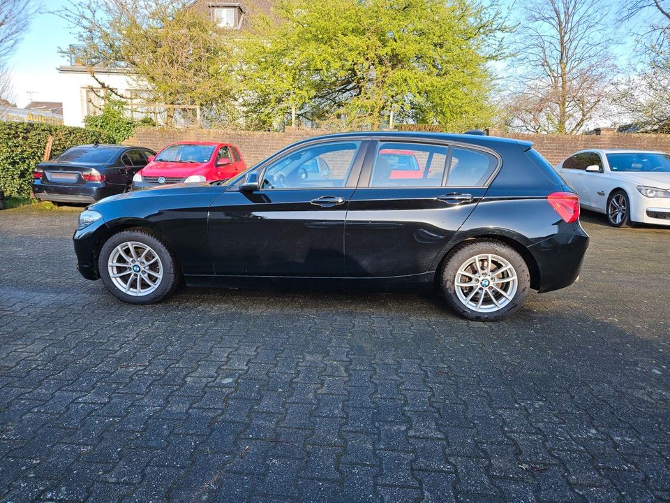 BMW 5-trg. 118i Advantage Automatik Euro6 in Übach-Palenberg