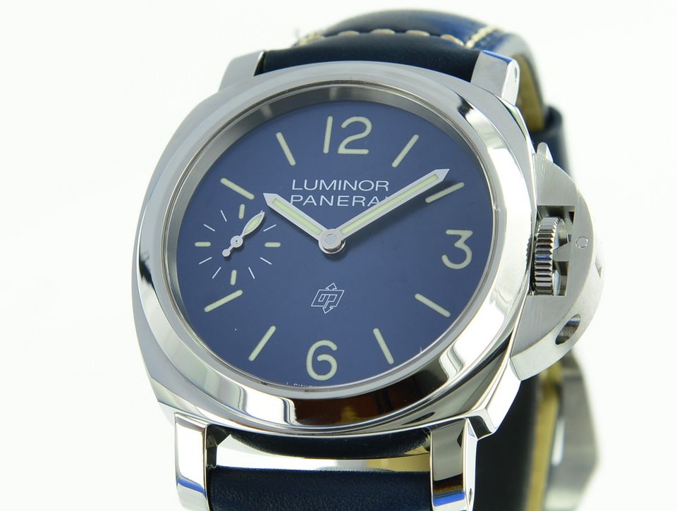 Panerai Luminor Blu Mare 44mm in Berlin