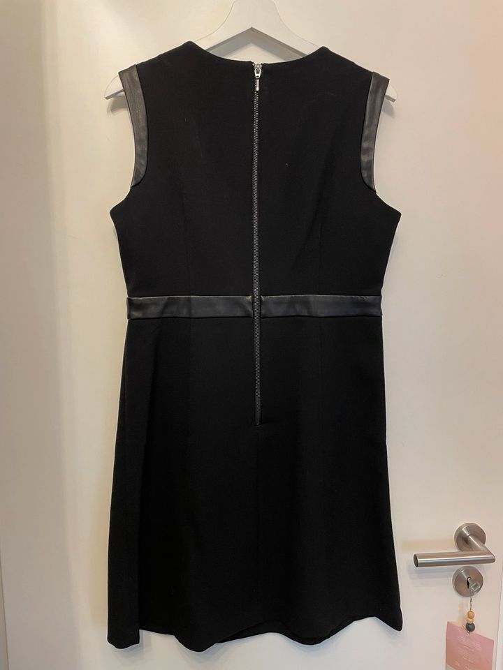 Esprit Kleid Abendkleid Etuikleid schwarz Stoff und Leder 38 neu in Lippstadt