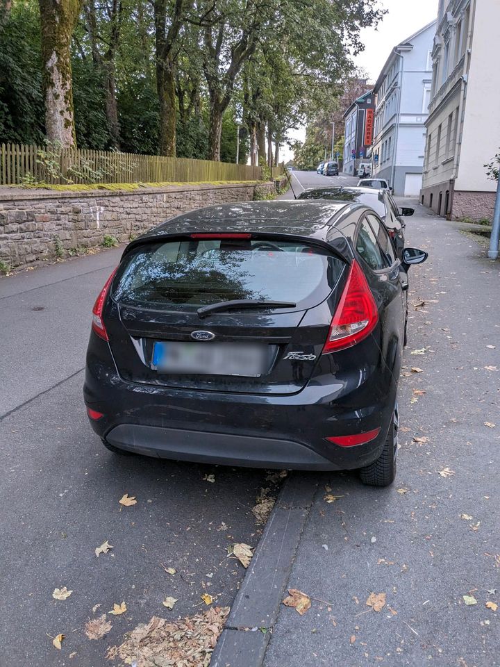 Ford fiesta 2011 wenig kilometer tuv neu in Lüdenscheid