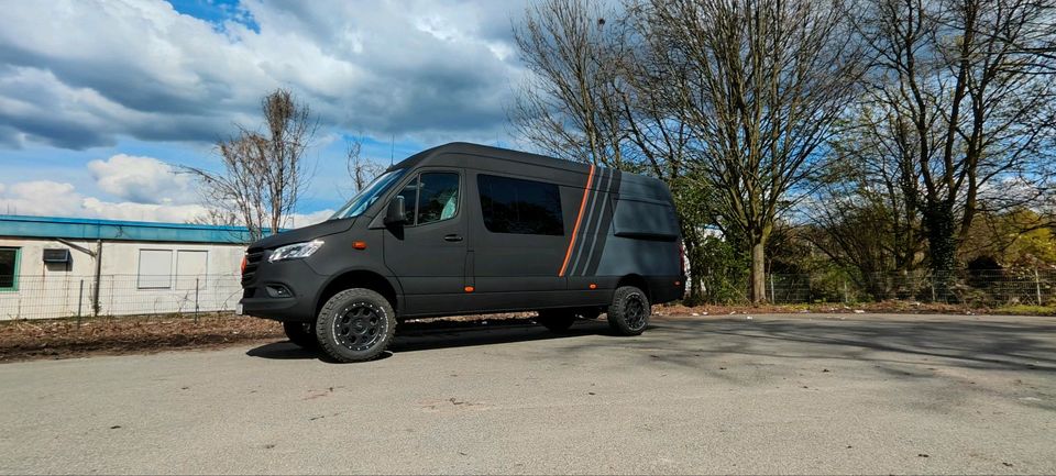 Mercedes Sprinter Upol Raptor / Mipa Protector Beschichtung in Duisburg